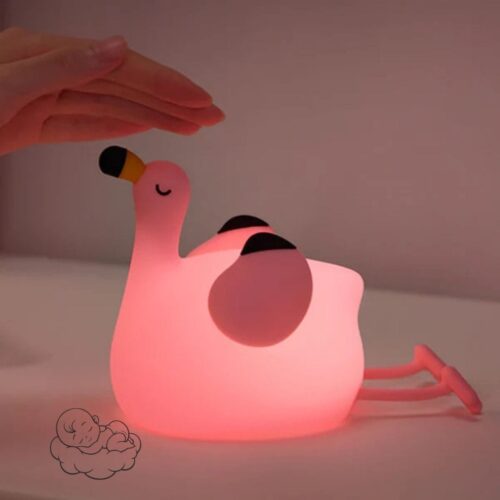 Roze flamingo nachtlampje van zacht silicone voor de kinderkamer, een veilig en oplaadbaar LED-lampje met warm licht en telefoonhouder-functie.